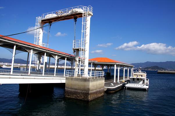 伊王島の桟橋.JPG