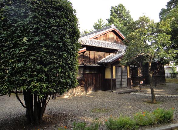 夏目漱石、第３の家.JPG